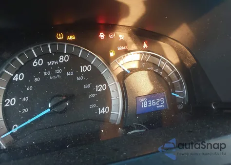 2013 Toyota Camry Se z USA, uszkodzony, nr VIN 4T1BF1FK8DU261215